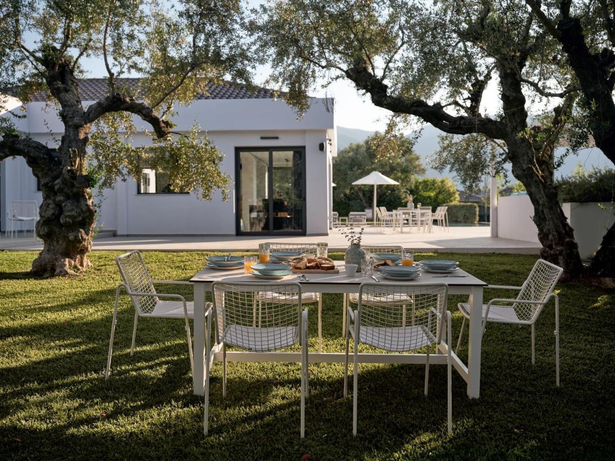 Drallos Luxury Villa Alykanas  Exteriör bild