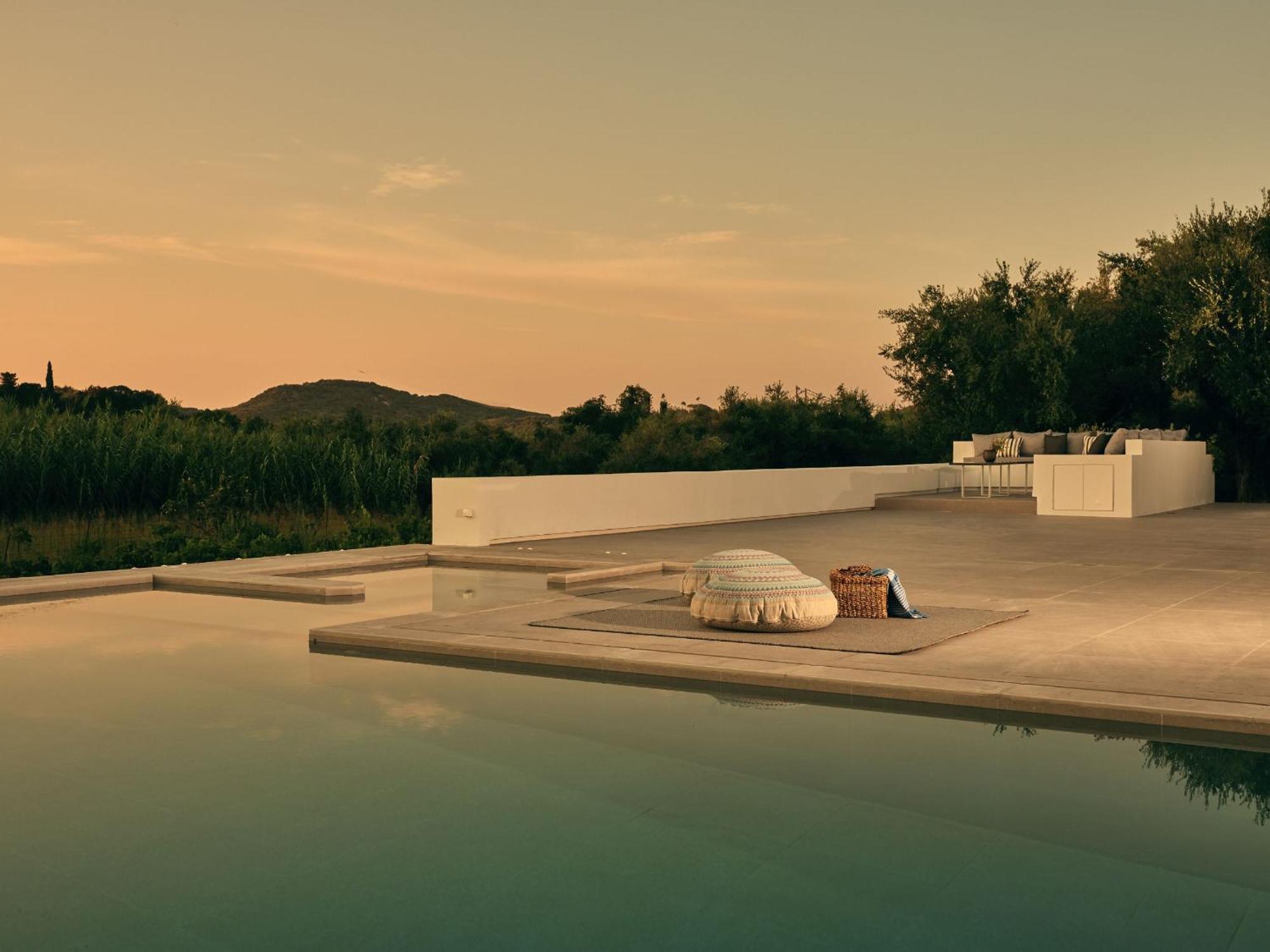 Drallos Luxury Villa Alykanas  Exteriör bild