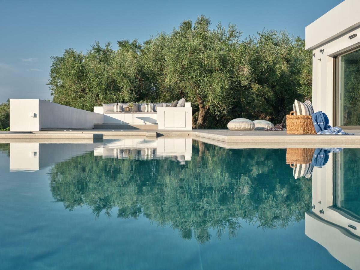 Drallos Luxury Villa Alykanas  Exteriör bild