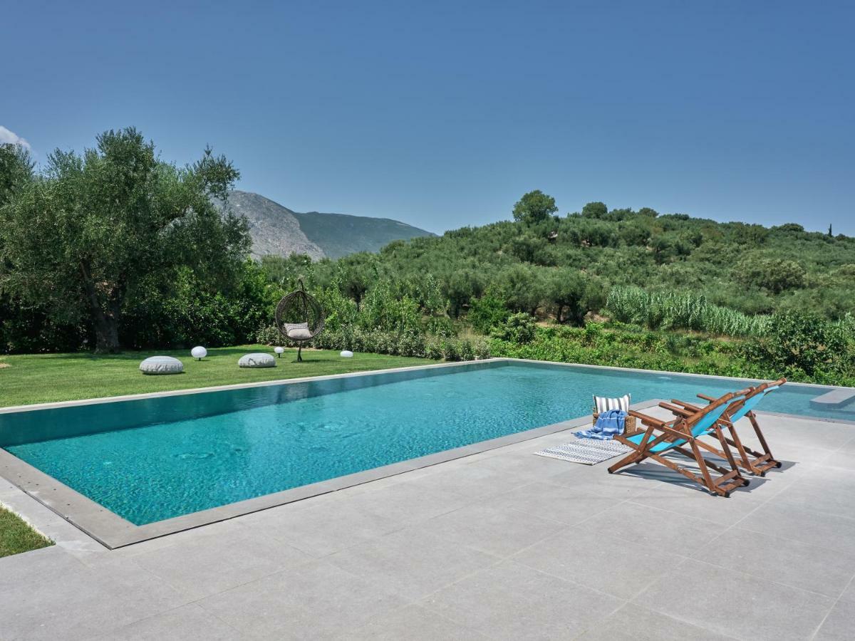 Drallos Luxury Villa Alykanas  Exteriör bild